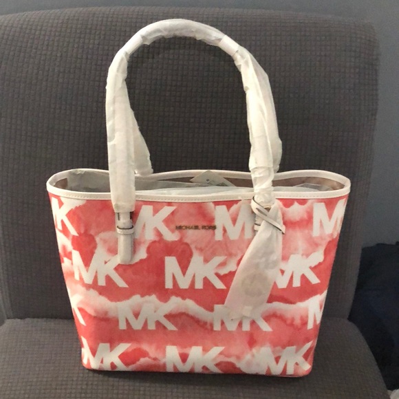 Micheal Kors tote